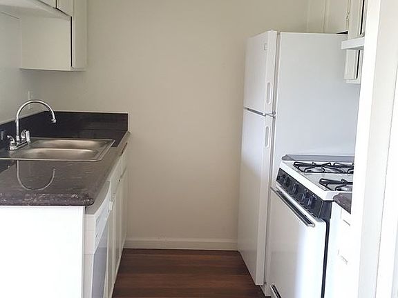 5th image of 340 W University Ave APT 014