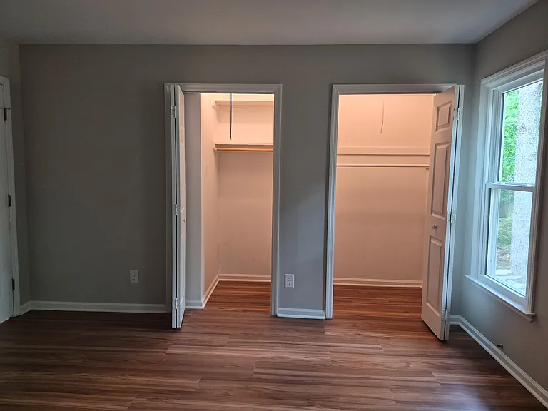 40 Hunters Path Rd — Photo 8