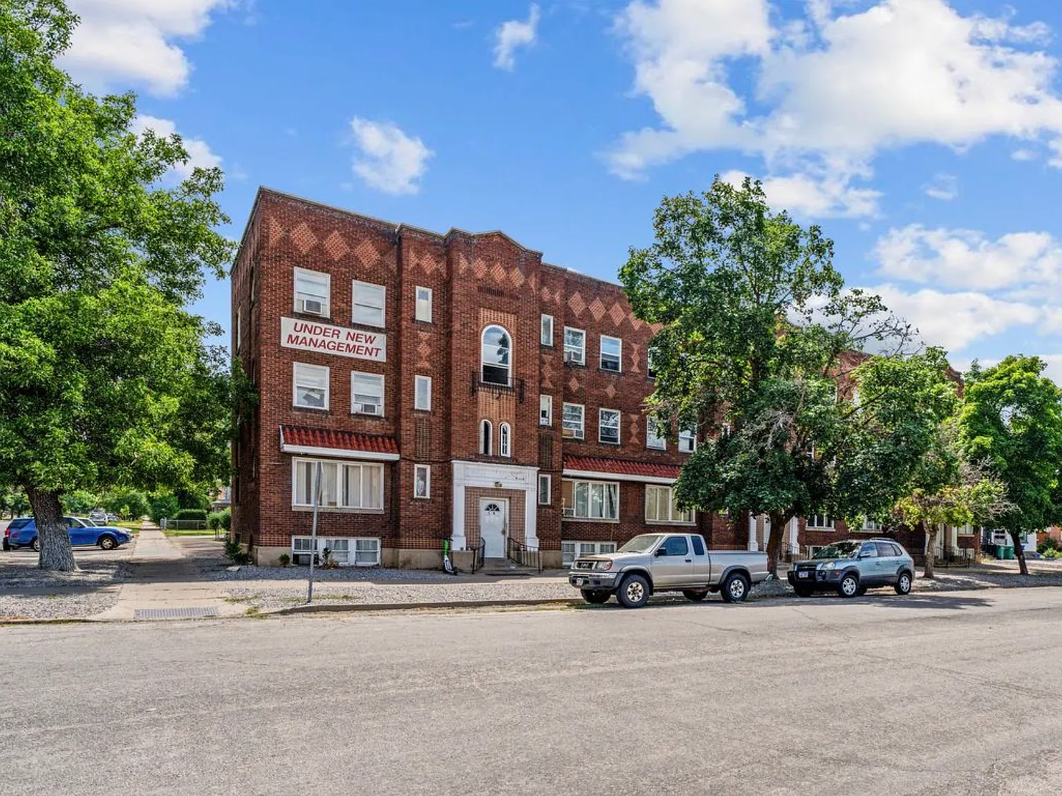 Upton Apartments — Photo 3