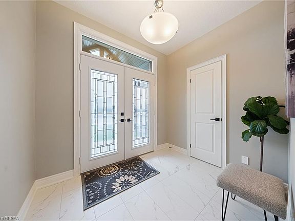 2nd image of 147 Craddock Blvd