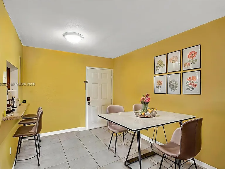 8145 NW 7th St #315 — Photo 29