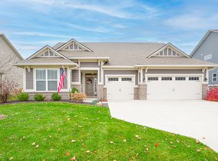 5863 Muscadine Way, Zionsville, IN 46077