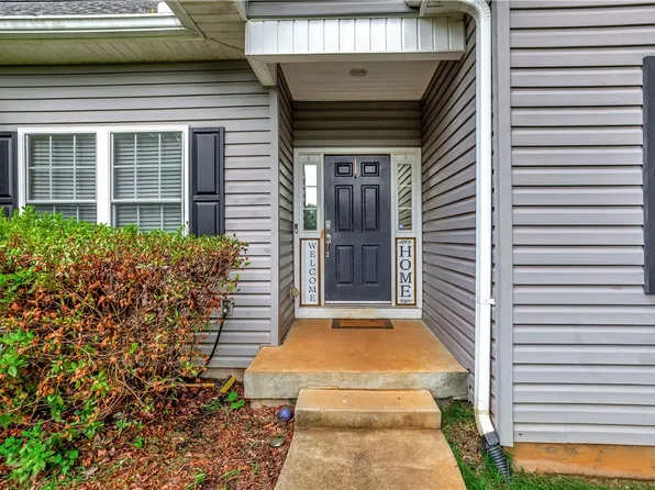 209 Star View Drive, Seneca, SC 29672