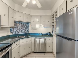 5 Bluebill Ave APT 403, Naples, FL 34108