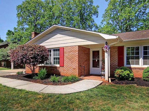 2nd image of 614 Berkshire Dr