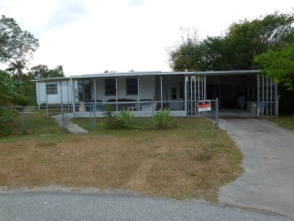 1st image of 3113 SE 35th Ave