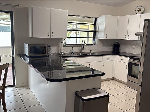 4th image of 10920 SW 143rd Ct