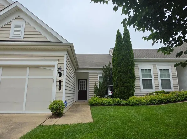 163 Castle Hill Dr, Fredericksburg, VA 22406