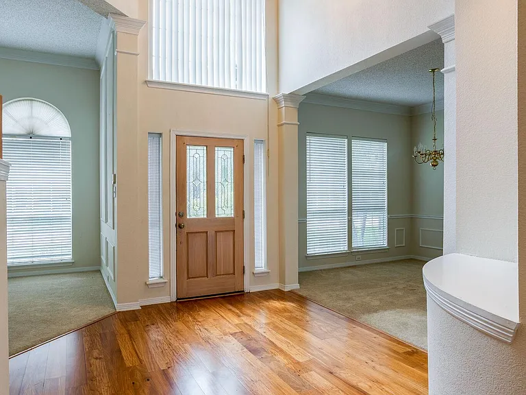 1304 Pagewynne Dr — Photo 15