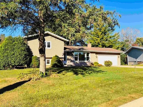 206 Thompson St, Verona, WI 53593