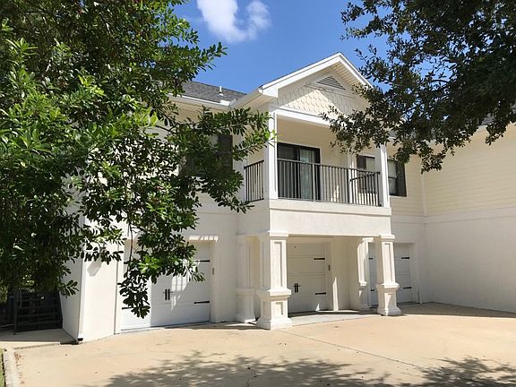 3rd image of 112 Laurel Wood Way Unit 103