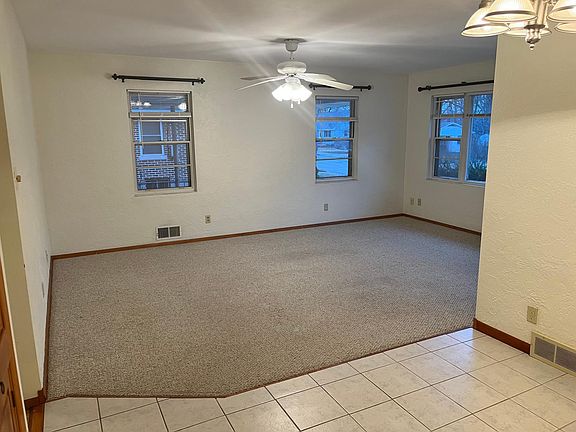5th image of 1128 Darlene Dr
