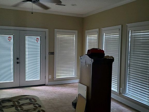 Sunroom - 2.5" blinds stay 