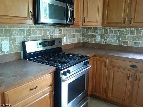 2nd image of 4 Partridge Ln