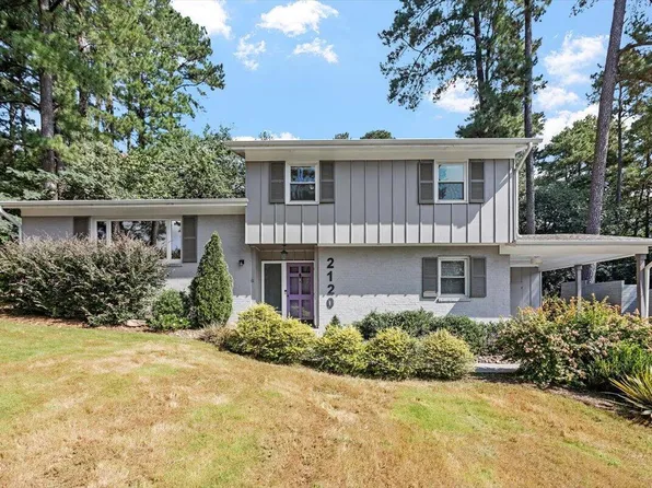 2120 Hillock Dr, Raleigh, NC 27612