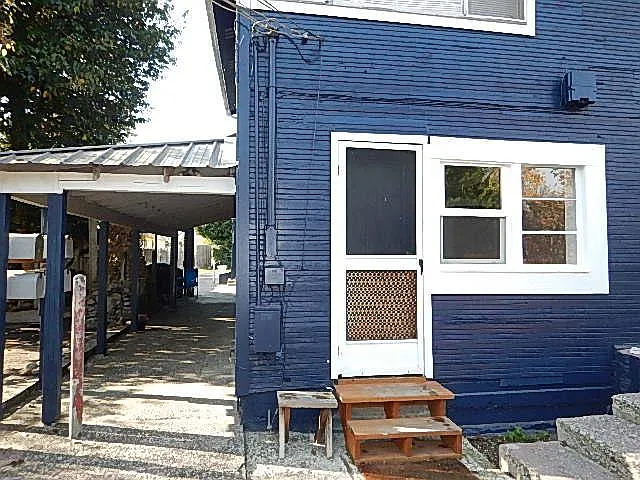 2428 E Grand Ave #4 — Photo 2