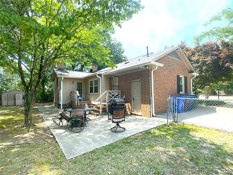 2721 Mirror Lake Dr — Photo 21