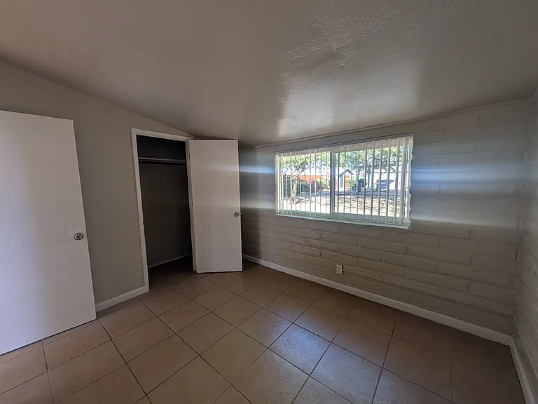 5349 E Ferry Dr #N — Photo 7