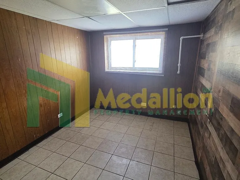 10637 S Cottage Grove Ave — Photo 17