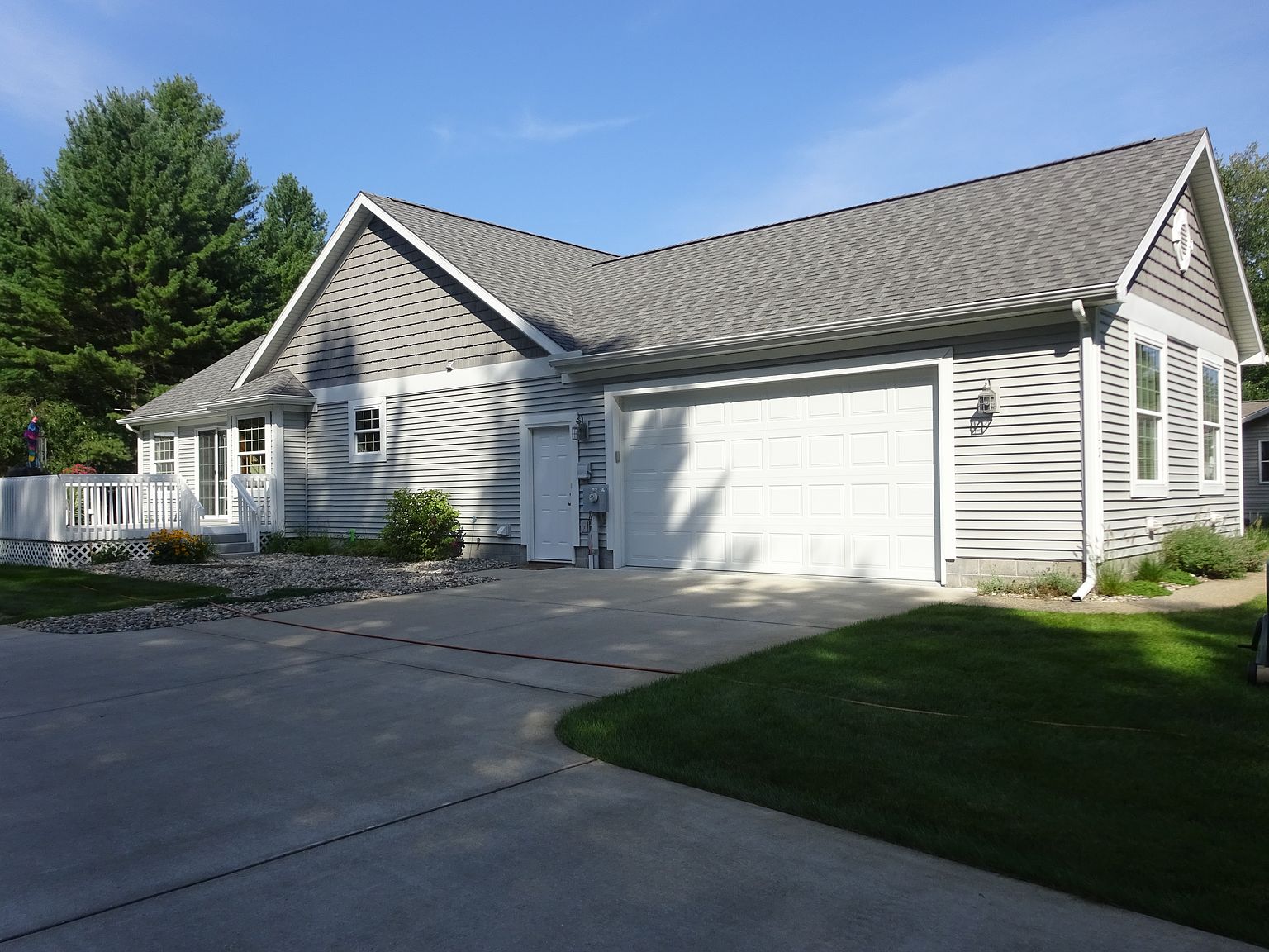 143 E Tawas Lake Rd, East Tawas, MI 48730 Zillow