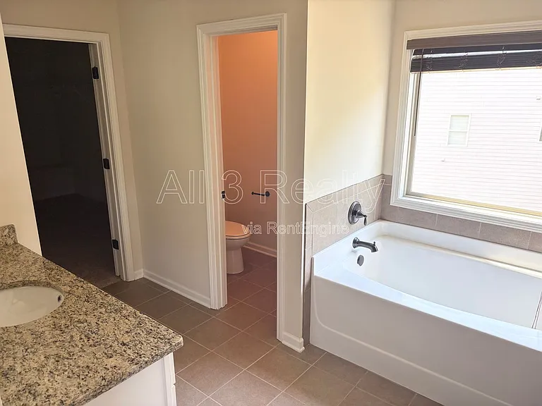 3738 Valley Spring Dr — Photo 19