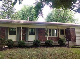 2905 Gleeson Ln, Jeffersontown, KY 40299