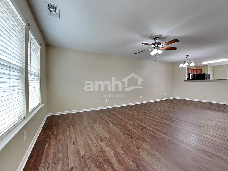 406 Flint Dr — Photo 8