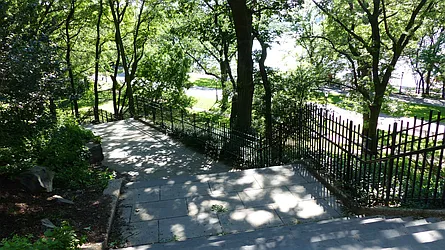 560 West End Avenue in Upper West Side