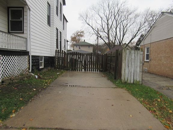 3rd image of 708 N 6th Ave