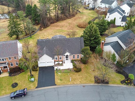 5th image of 11103 Eagletrace Dr
