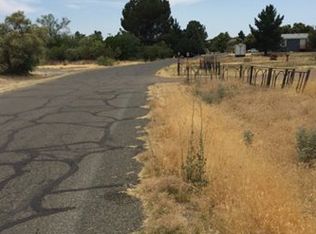 17341 E Meadow Ln, Mayer, AZ 86333