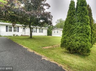 208 Oakridge Dr, Stafford, VA 22556