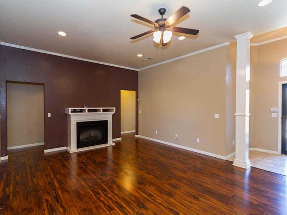4th image of 8313 Vail Dr