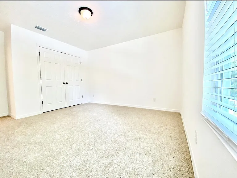 924 Avenal Ln — Photo 27