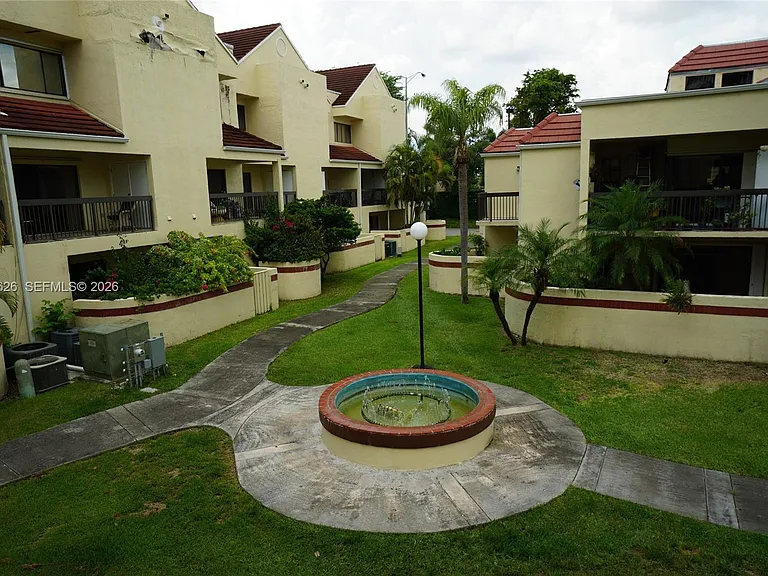 13015 SW 88th Ter S #201-B — Photo 36