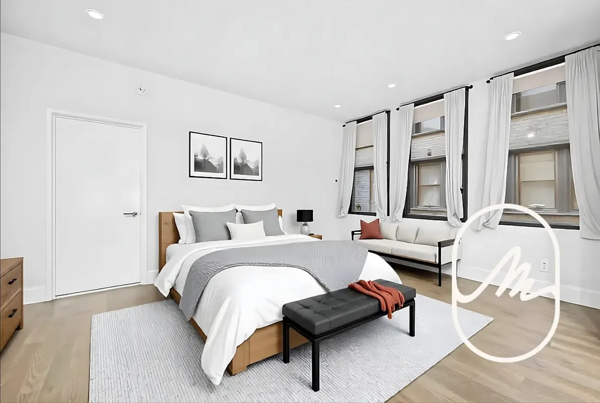 15 Park Row 21G