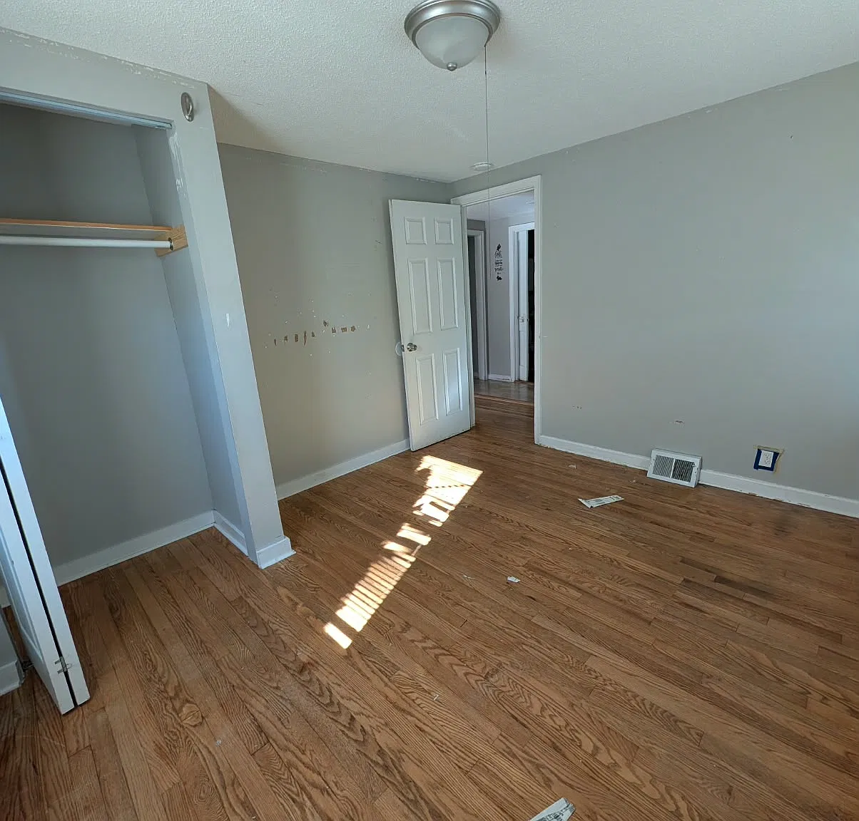 3 bed, $2,500 — Photo 4