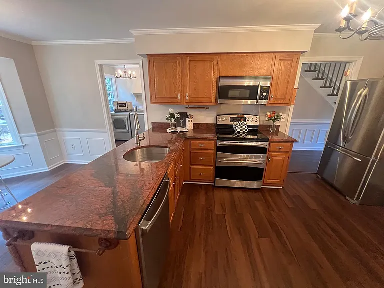 1197 Meadow Green Ln — Photo 25