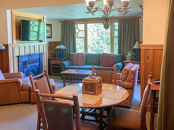 4th image of 7 Whiteface Inn Ln #216-5