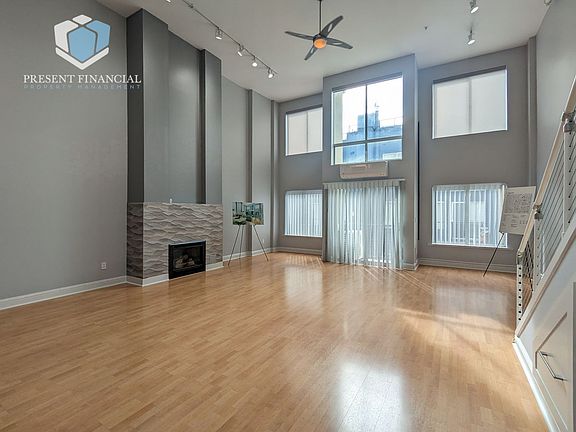 3rd image of 388 Townsend St APT 19