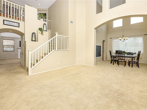 3rd image of 456 Hazeldell Ave