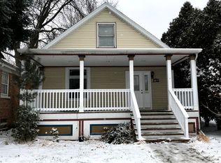 3608 1/2 East Ave, Berwyn, IL 60402