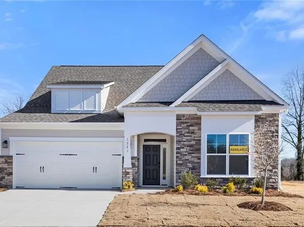 1221 Cricket St, Elon, NC 27244