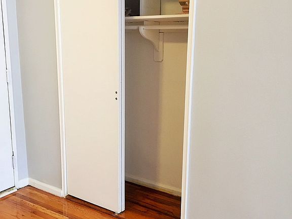 3rd image of 350 E 19th St APT 3G