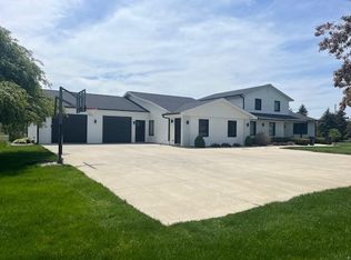 9750 Warnick Rd, Frankenmuth, MI 48734