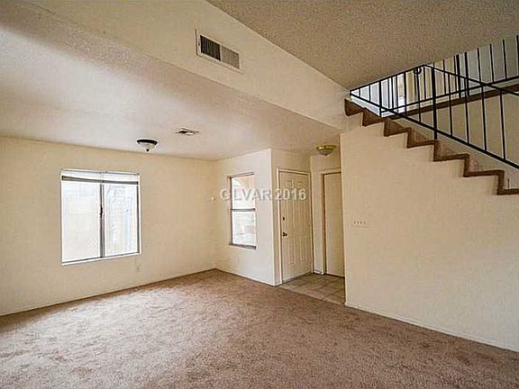 4th image of 515 Dutchman Ave