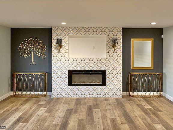 4th image of 1700 Rexford Dr #202