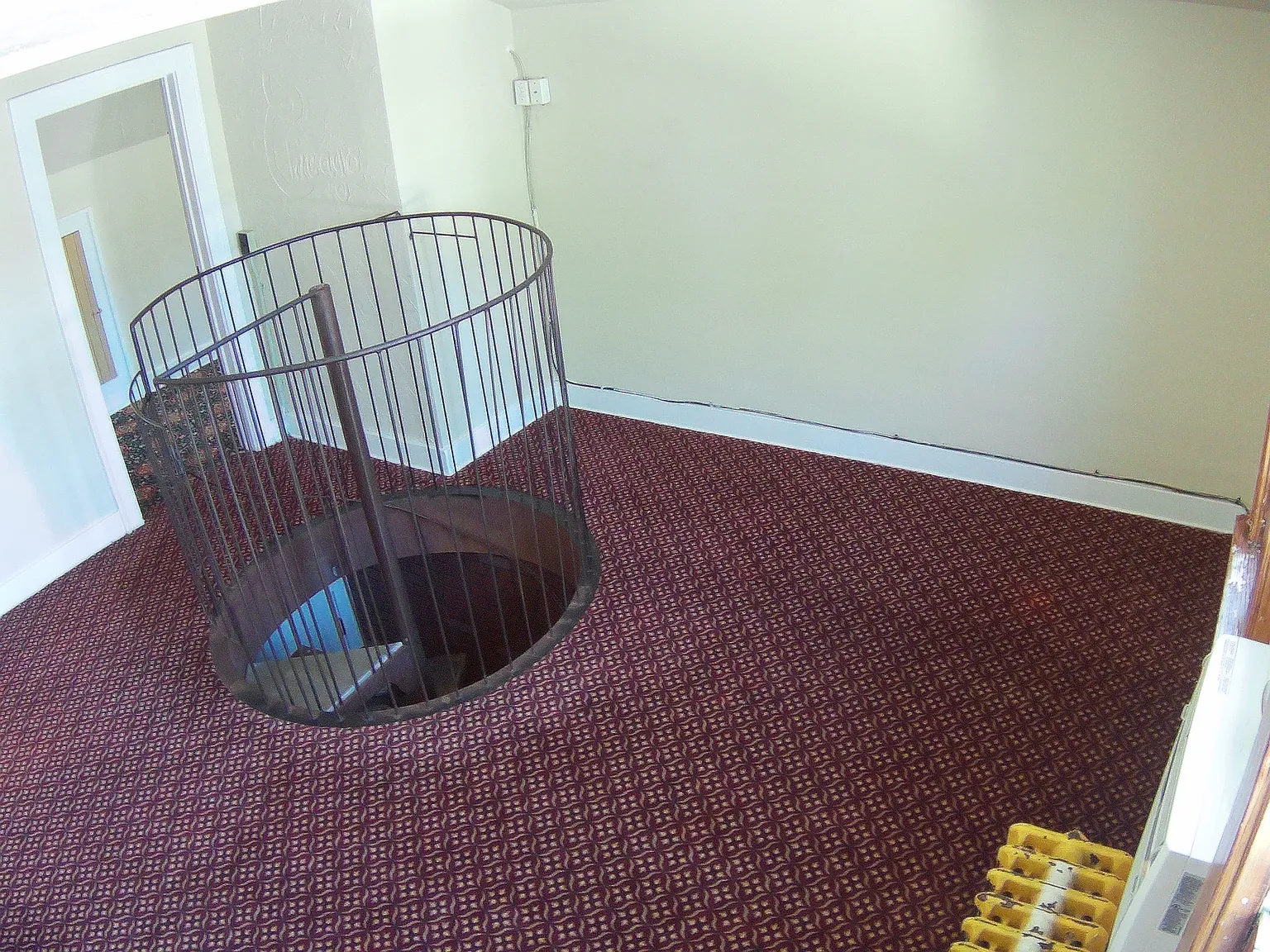2 bed, 1268 sqft, $1,300 — Photo 2