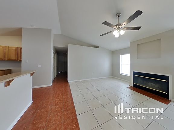 3rd image of 2227 Groveland Dr