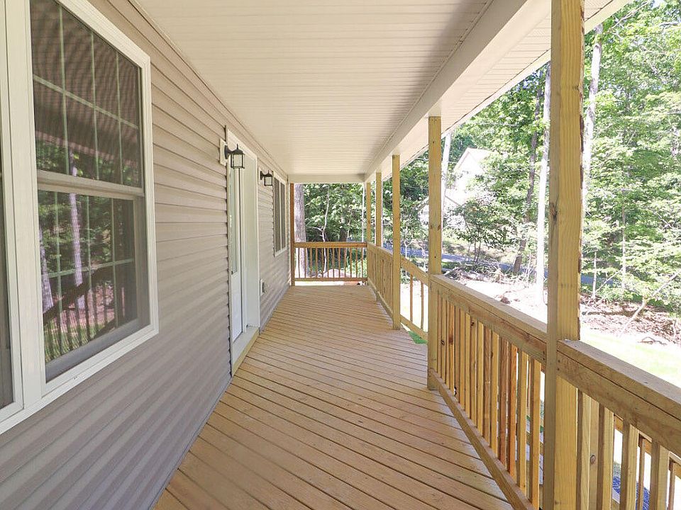 2nd image of 343 Sugarbush Rd